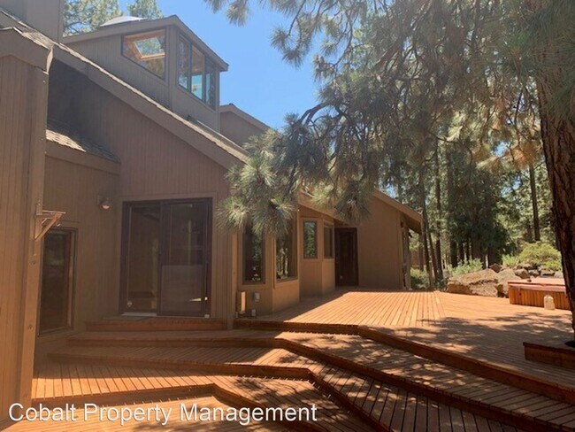 Building Photo - 3 br, 3 bath House - 61130 Bachelor View Rd