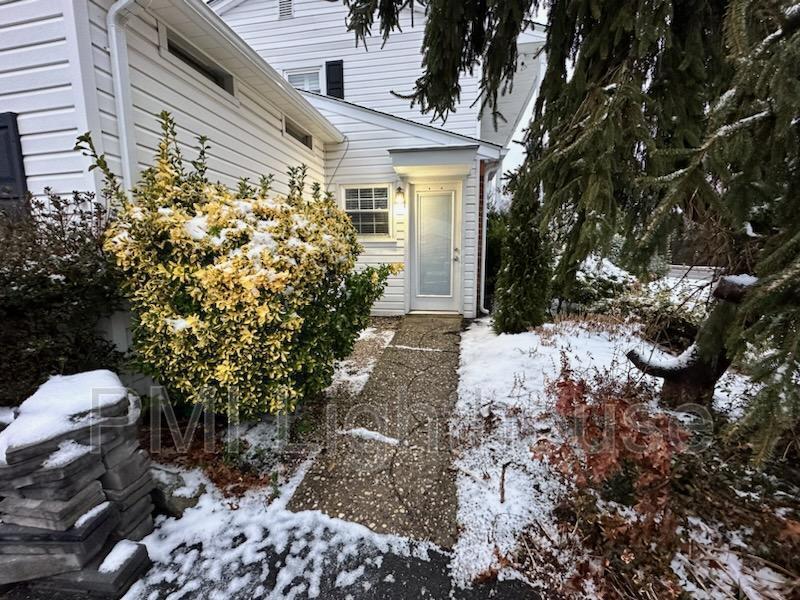 Primary Photo - 1308 Townline Rd