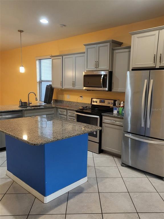 Foto del edificio - 5338 Fallen Leaf Dr