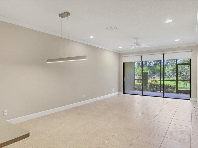 Building Photo - Unfurnished Annual Rental