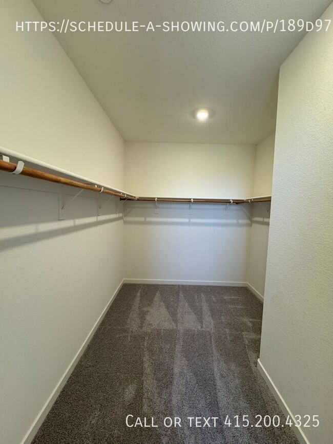 Foto del edificio - 5339 Shenandoah Vly Ln