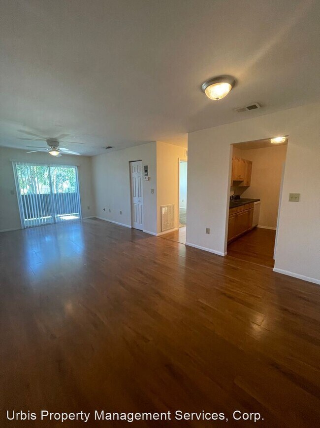 Building Photo - 2 br, 2 bath House - 926 Lake Destiny Road...