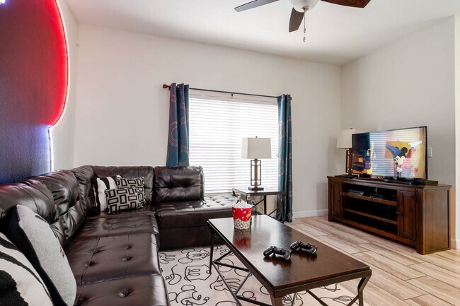 Foto del edificio - 4806 Brier Rose Ln