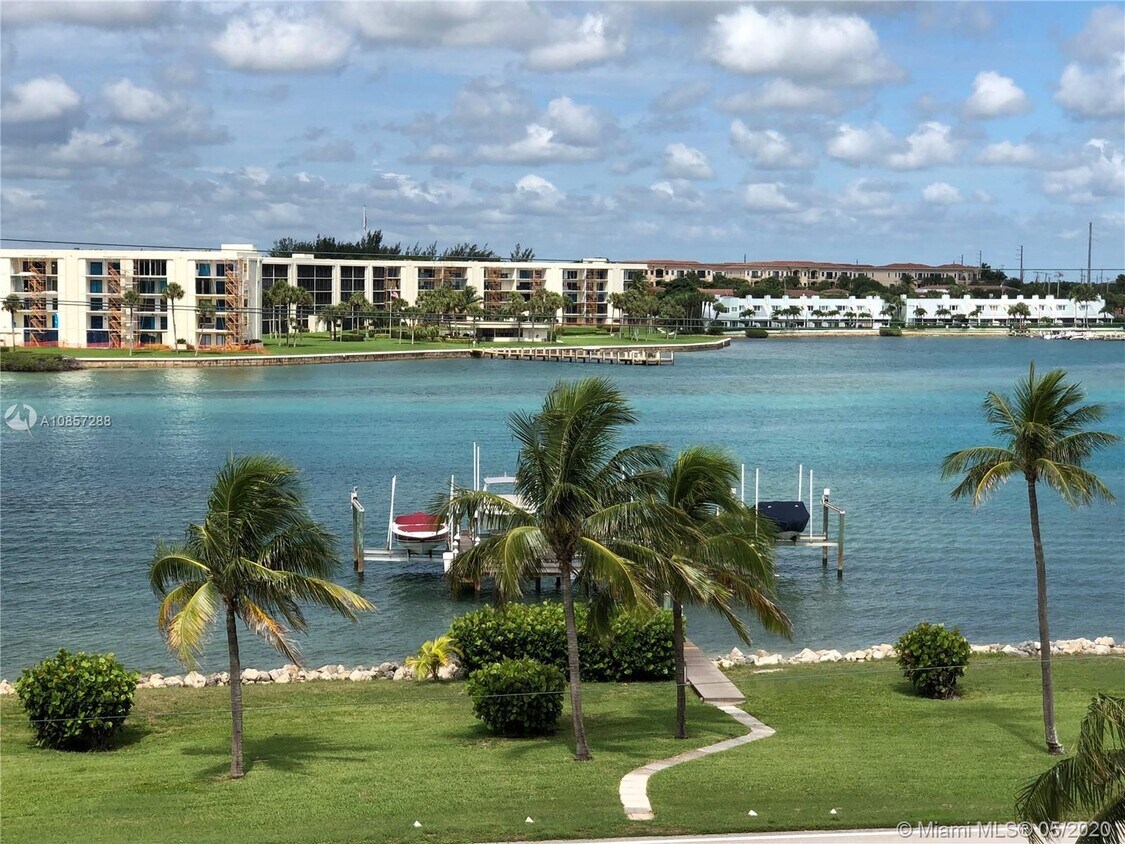 19930 S Beach Rd Unit 402, Jupiter, FL 33469 Condo for Rent in