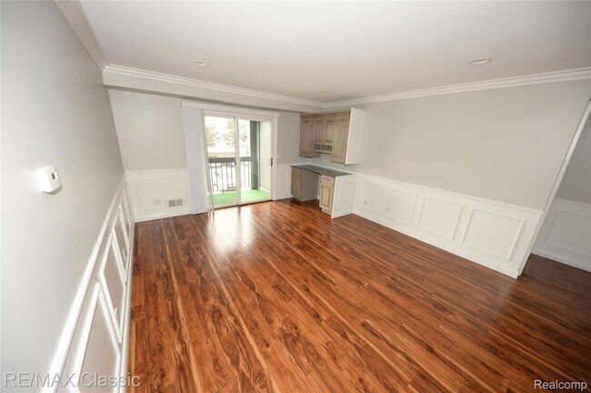 Foto del edificio - 15450 Ashley Ct