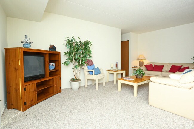 Village Squire Apartments Canton, MI