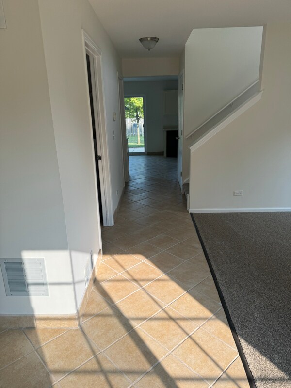 Foto del edificio - 6 Lansbury Ct