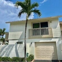 Building Photo - 3021 Florida Blvd