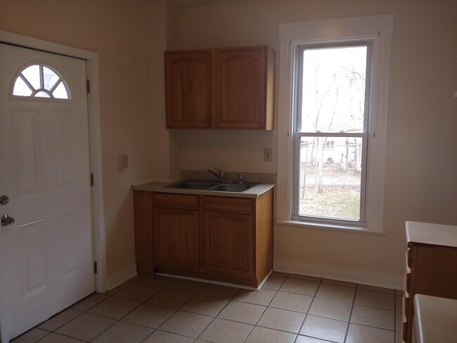 Building Photo - 1139 Lemoyne Ave