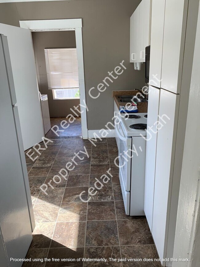 Foto del edificio - 431 N 300 W
