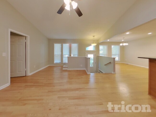 Foto del edificio - 2280 Lexington Way