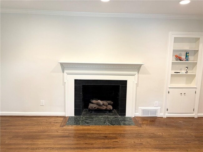 Foto del edificio - 654 Upton Rd NW