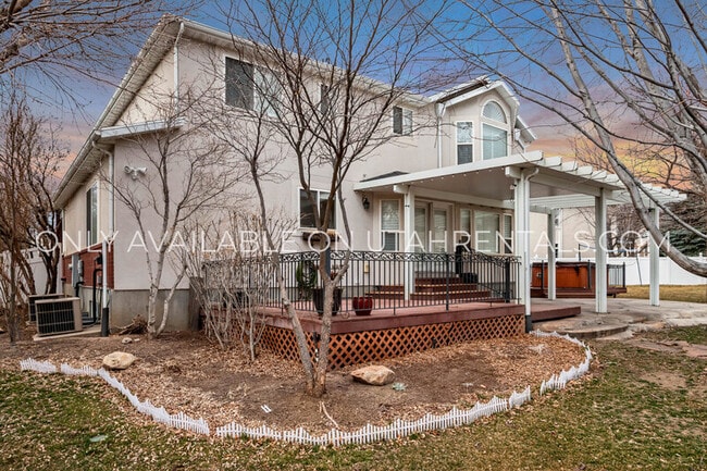 Building Photo - 12208 1740 E