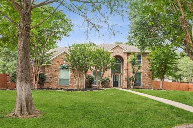 Primary Photo - 302 Chestnut Cove Cir