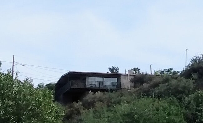 Building Photo - 158 Milton Ave