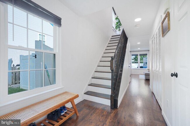 Foto del edificio - 48 High Meadows Dr