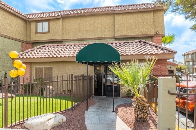 Building Photo - Encantada Apartments