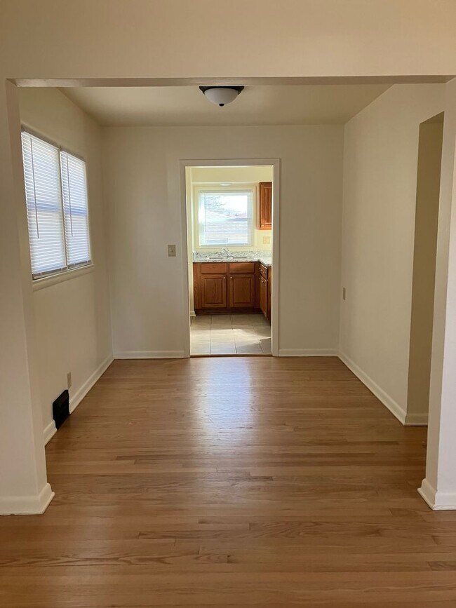 Foto del edificio - Single Family 3 Bedroom Home