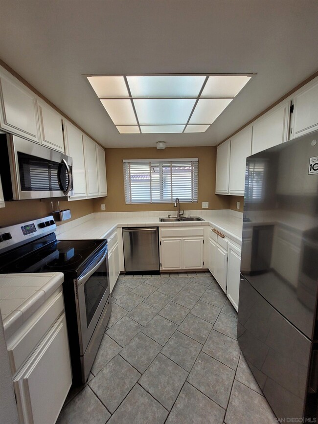 Building Photo - 4205 Asher St