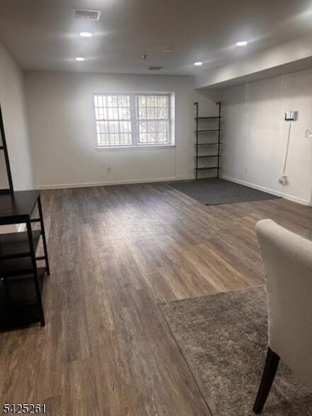 Foto del edificio - 81-83 Hawthorne Avenue Unit 1