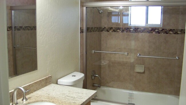Foto del edificio - 6101 E Hollyhock St