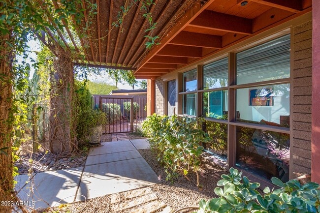 Photo - 5018 N 71st Pl House