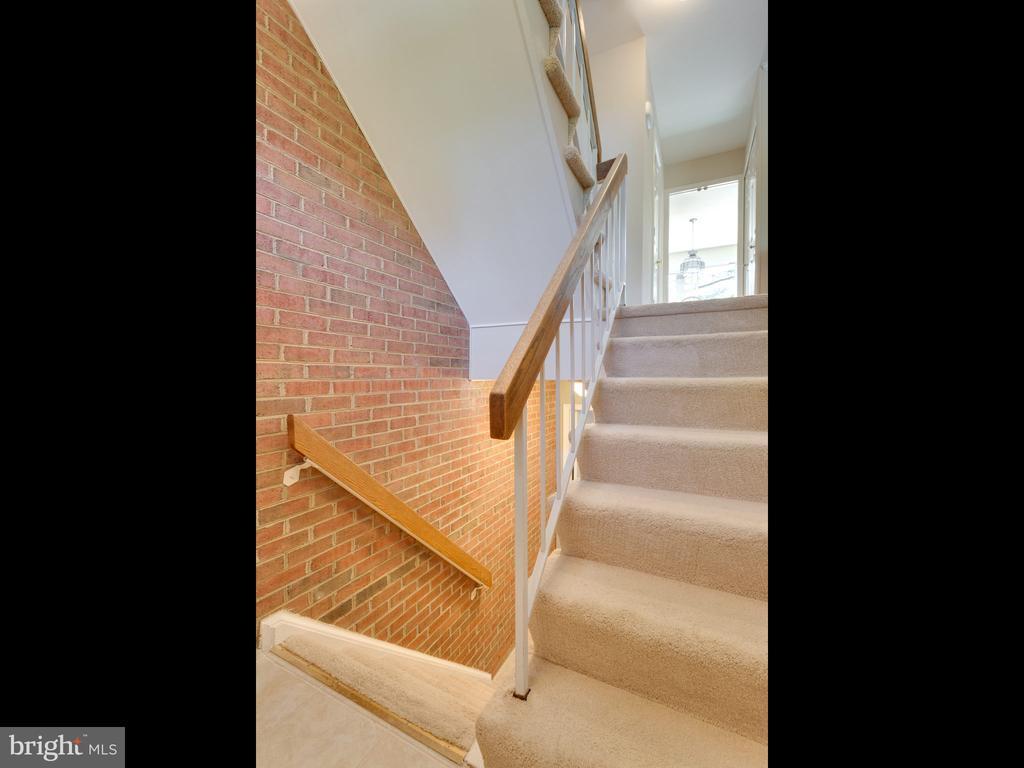 Foto principal - 2876 Sutton Oaks Ln