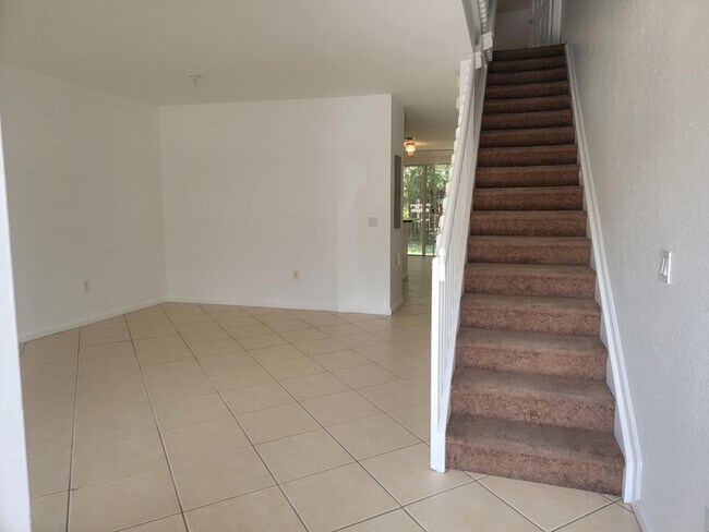 Building Photo - 2603 SW 82nd Ave