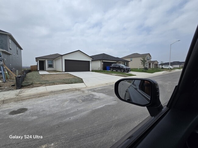 Foto del edificio - 4234 Harper Lee Ln