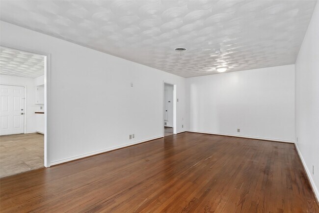 Foto del edificio - 11050 Wyatt St