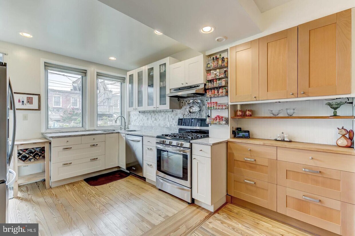 Foto principal - 1422 Haubert St