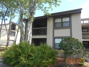 Building Photo - 284 Woodlake Wynde