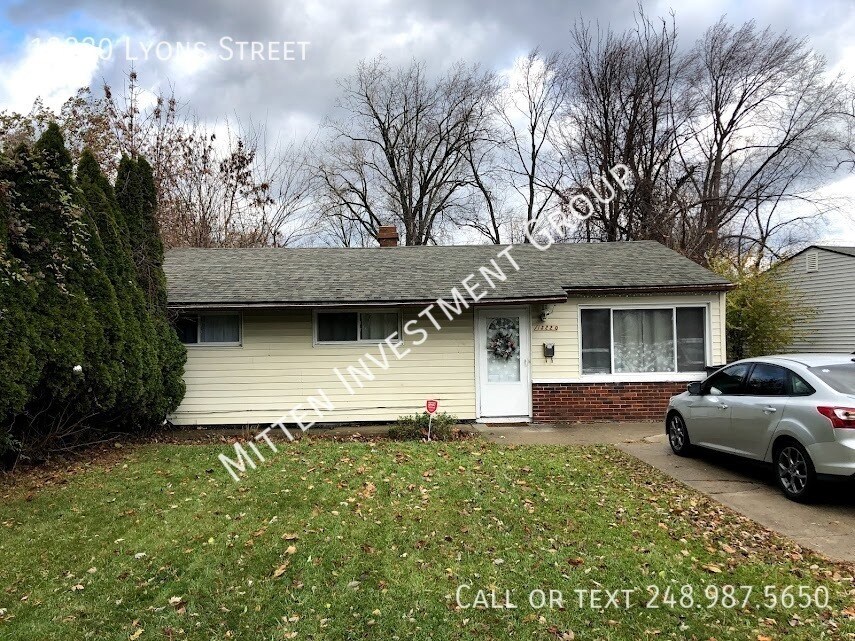 Primary Photo - 13220 Lyons St