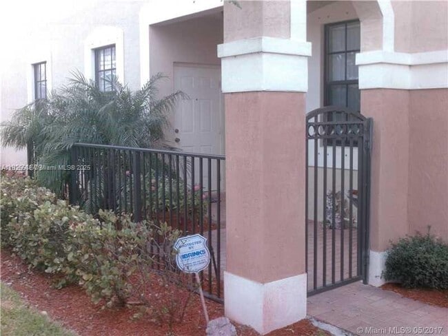 Building Photo - 4277 Vineyard Cir