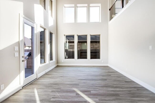 Building Photo - 2107 Partridgeberry Ln