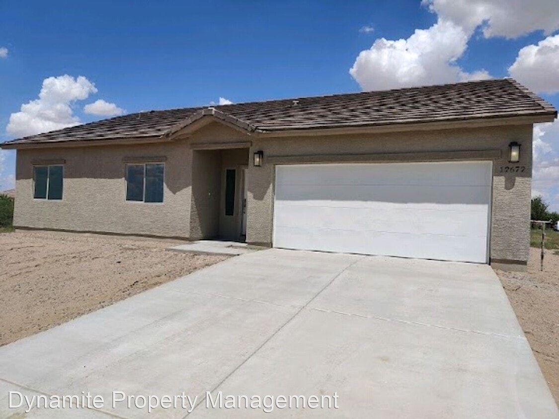 3 br, 2 bath House 12672 W Loma Vista Drive House Rental in Arizona