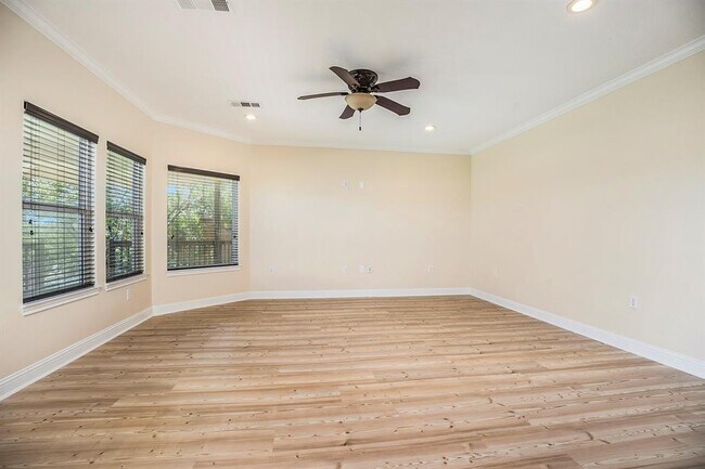 Foto del edificio - 816 6th St