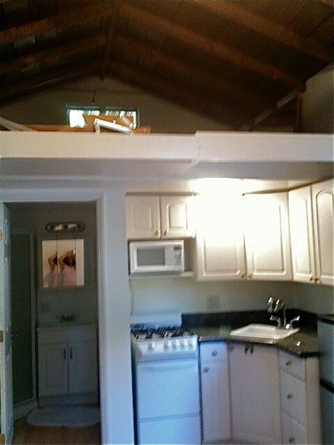 Building Photo - 1421 Bonnell Dr