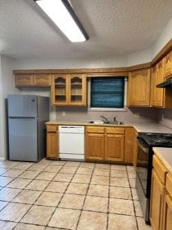 Building Photo - 4601 Alamo Dr