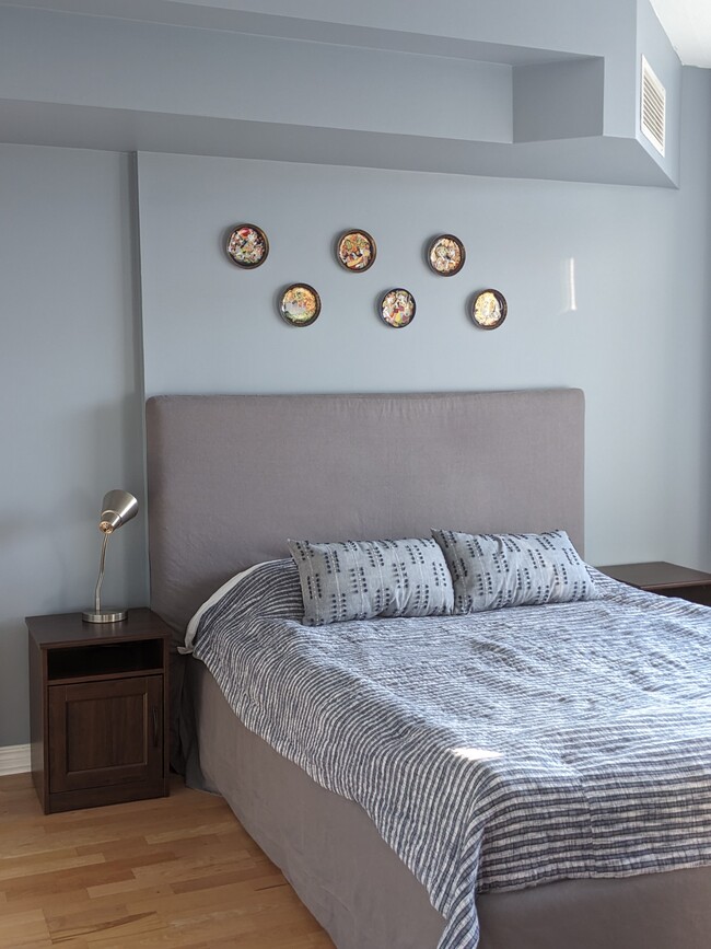 Photo du bâtiment - 570 Laurier Av W