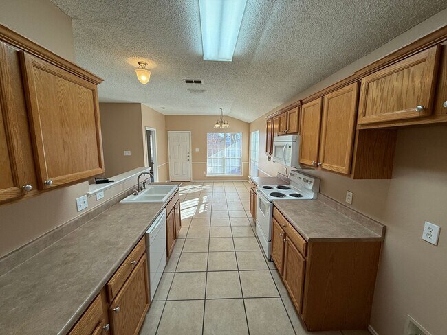 Foto del edificio - 6519 88th St