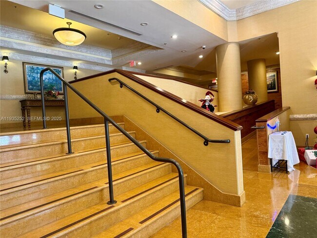 Foto del edificio - 8395 SW 73rd Ave