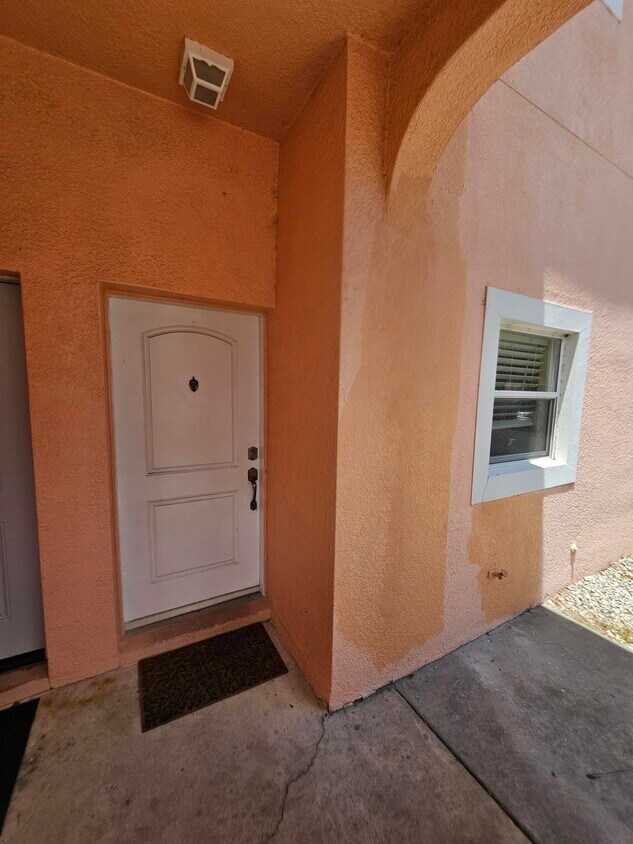Primary Photo - 2097 Hidden Grove Ln