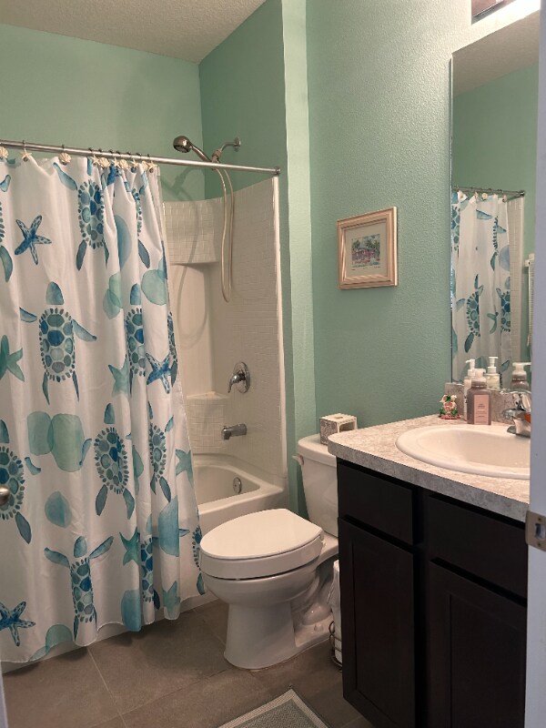 Foto del edificio - 14987 Flowing Gold Dr