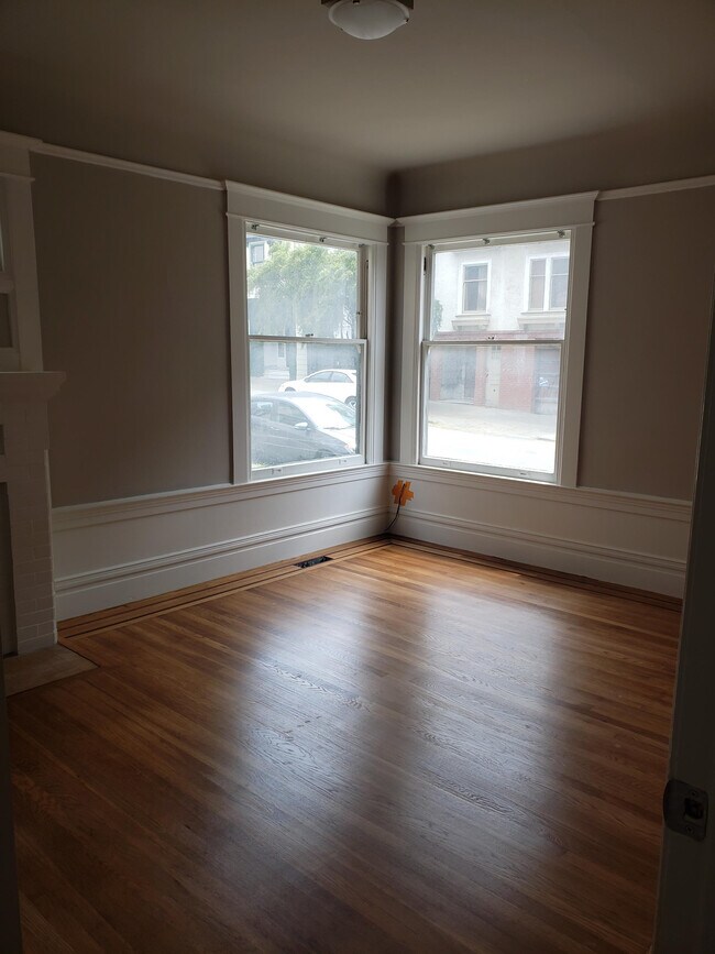 Foto del edificio - 144 Hugo St