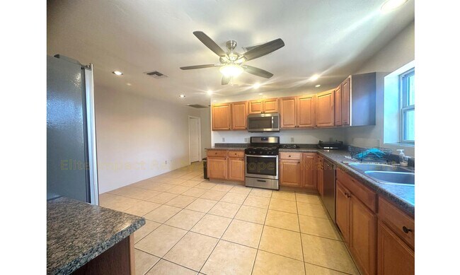 Foto del edificio - 3757 E Seneca St