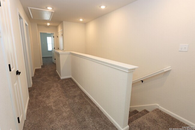 Foto del edificio - 10310 Lynwood Branch