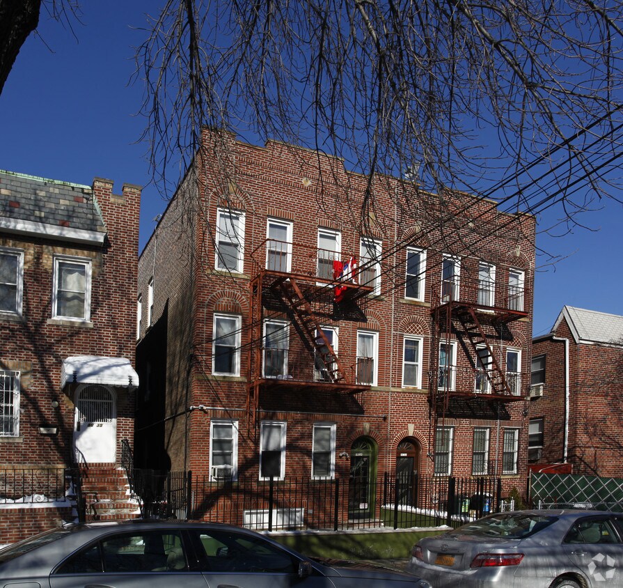 Primary Photo - 86-39 56th Ave