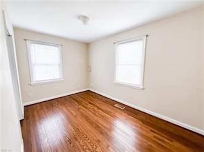 Building Photo - 3403 Dartmouth St