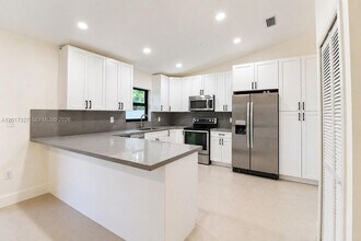 Building Photo - 10088 SW 143rd Ct